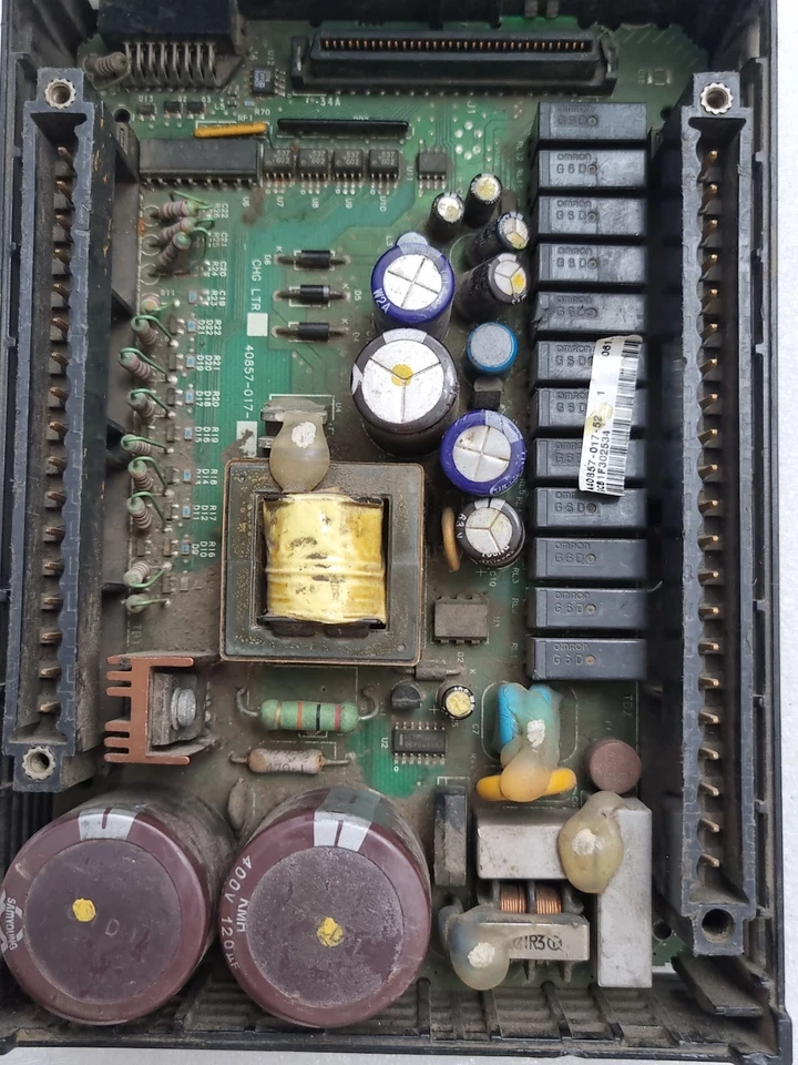 Allen Bradley 1764-24BWA Plc Base Unit MicroLogix 1500 176424BWA